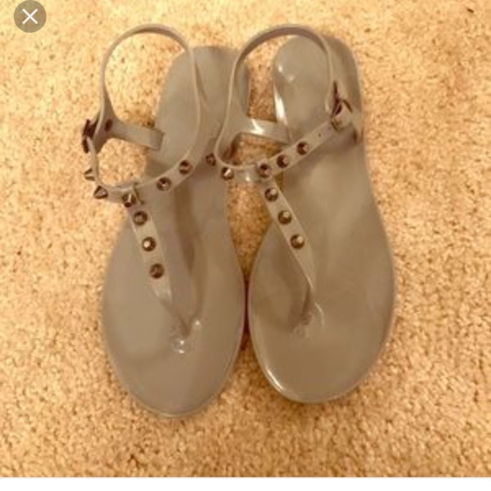 Sandals - Picture 2 of 3
