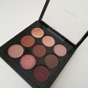MAC Burgundy Times Nine Eyeshadow