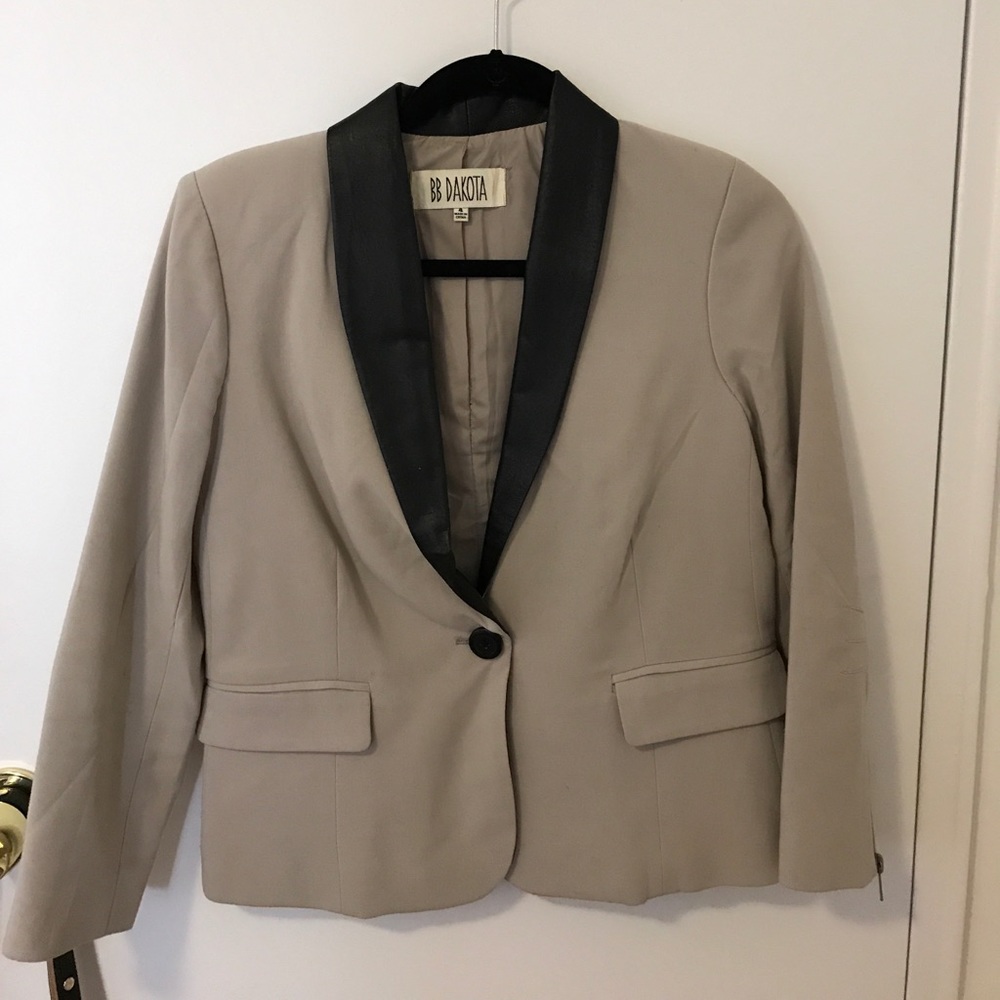 BB Dakota Tan Blazer