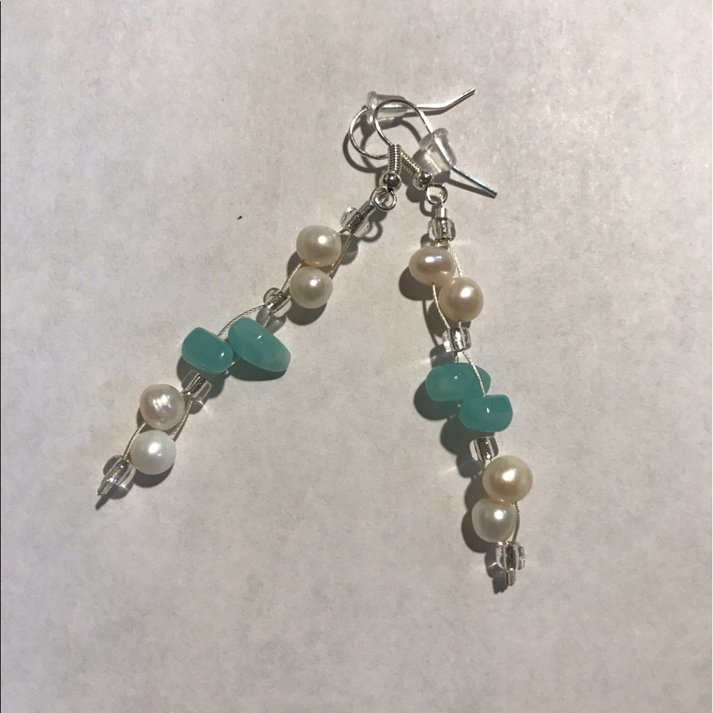 Earring - Picture 4 of 4