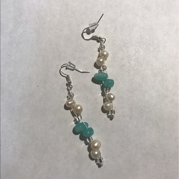 Earring - Picture 3 of 4