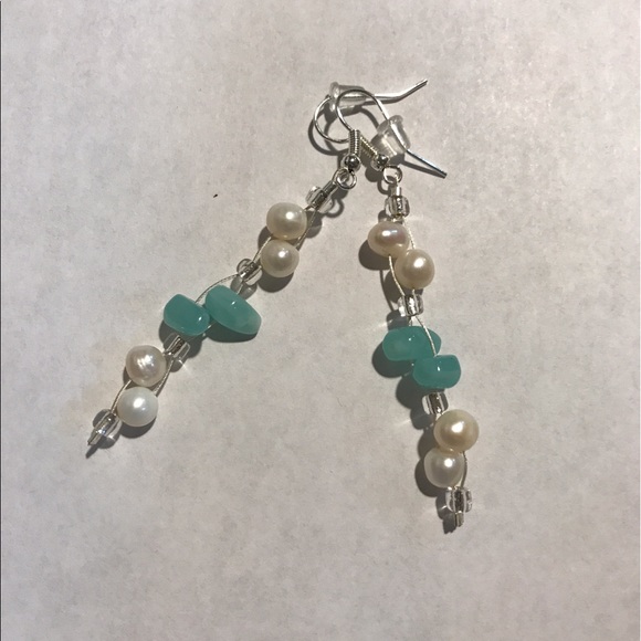 Earring - Picture 4 of 4