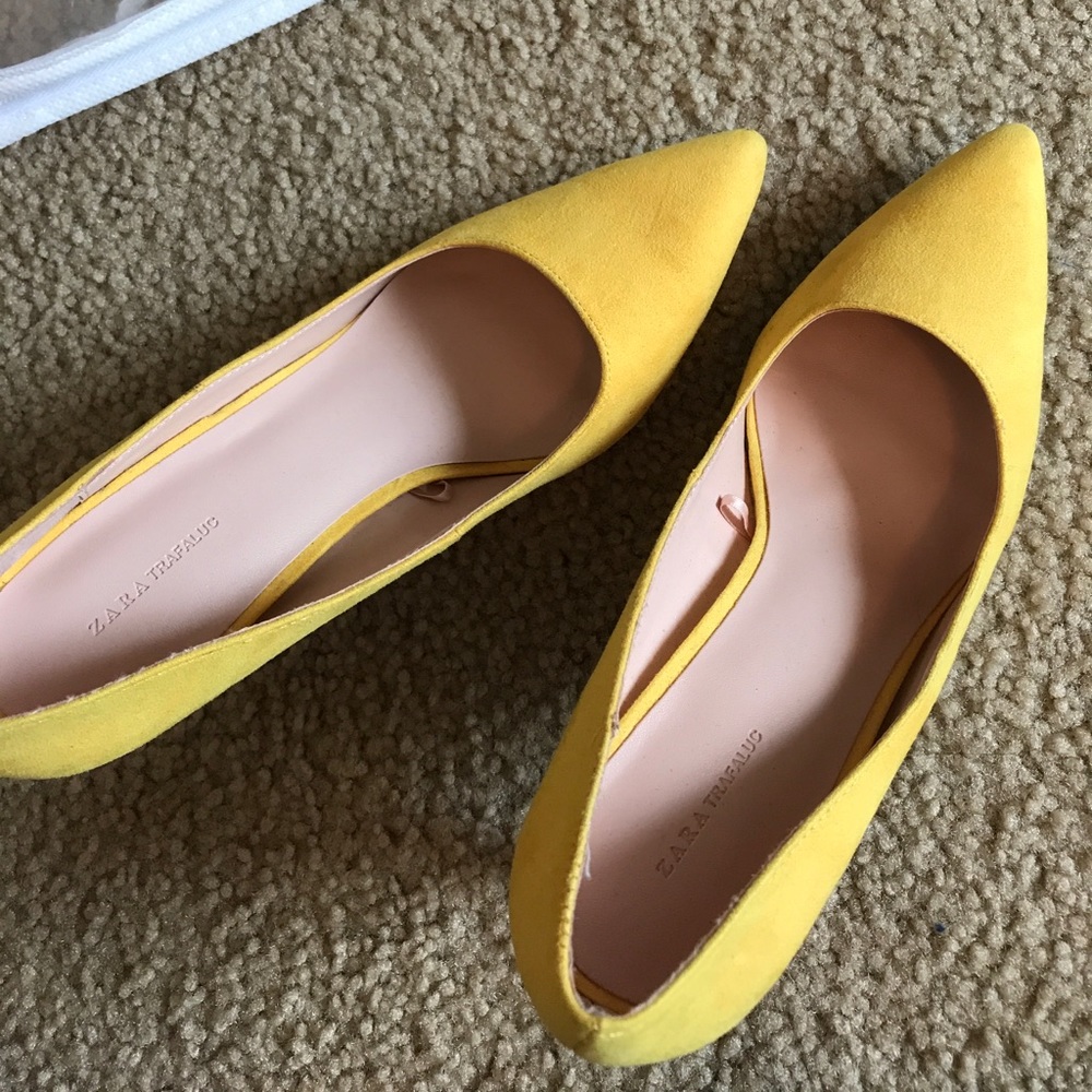 Zara Yellow heels