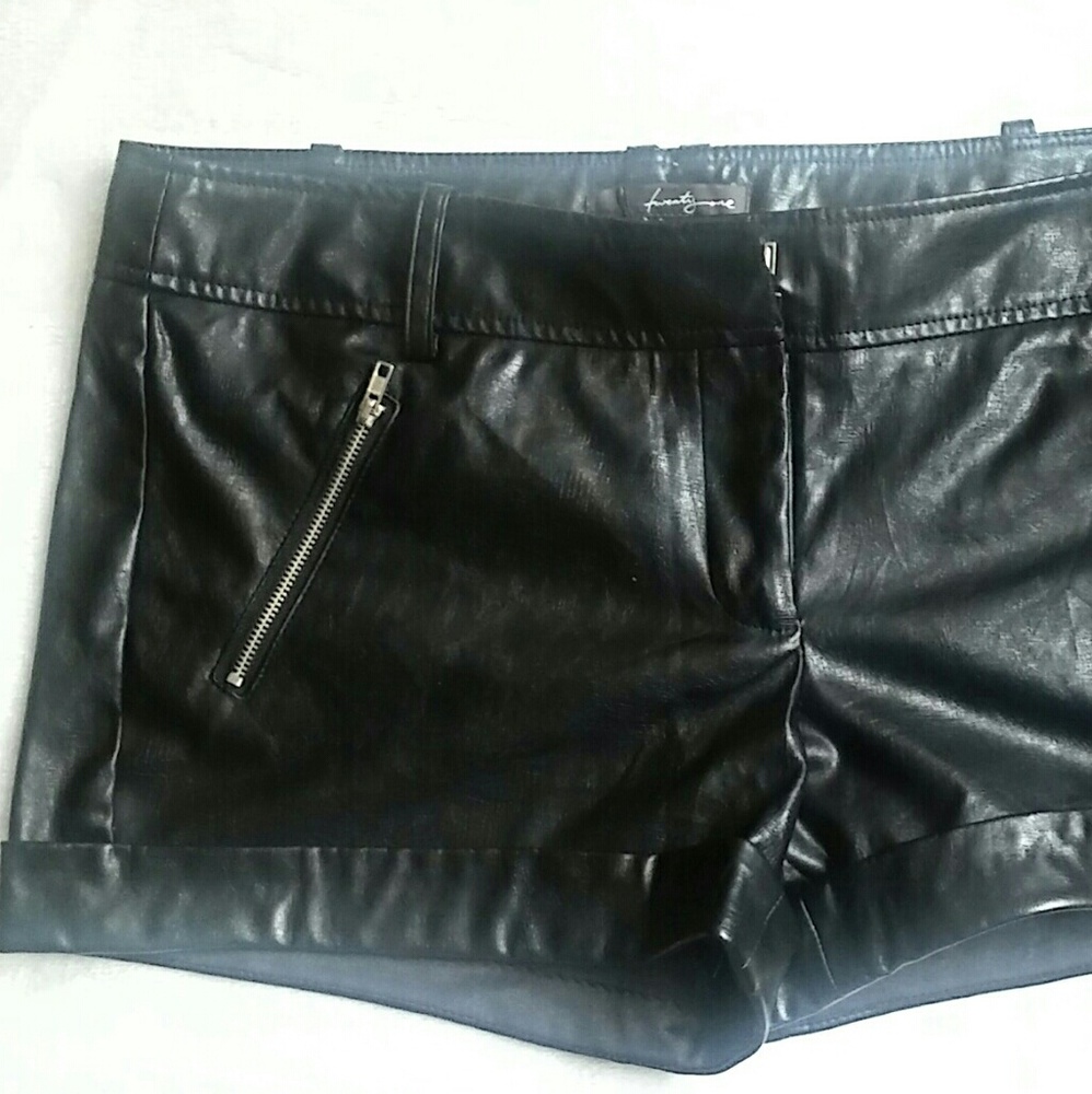 New Forever 21 faux leather shorts