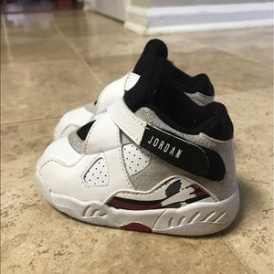 Jordan Leather Sneakers Kids Size 5c, EUC!!!!