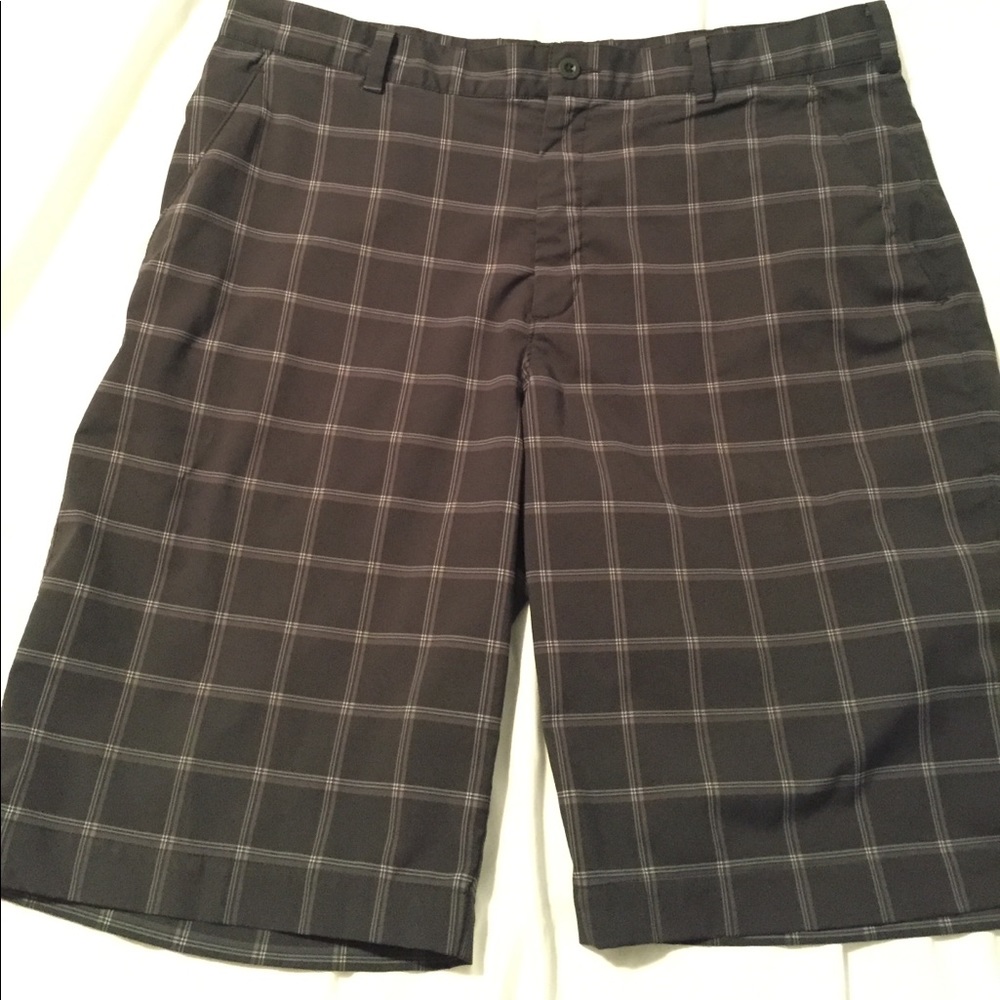 Men's Nike golf shorts