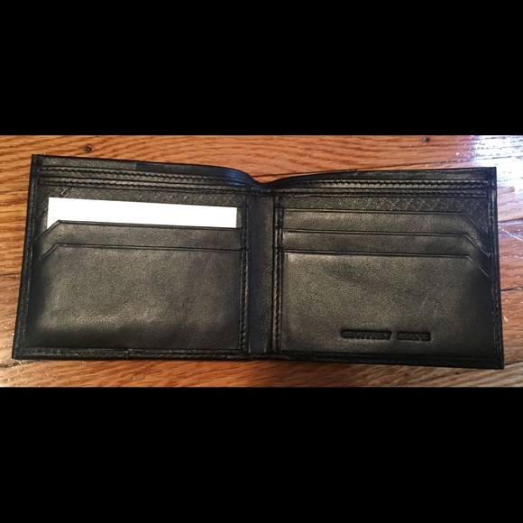 NWOT GEOFFREY BEENE BLACK DOUBLE BILLFOLD - Picture 3 of 6