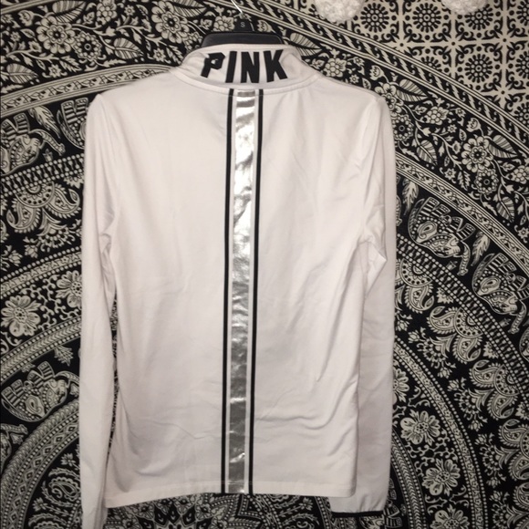 💗VS PINK WHITE ATHLETIC HALF ZIP💗 - Picture 1 of 3