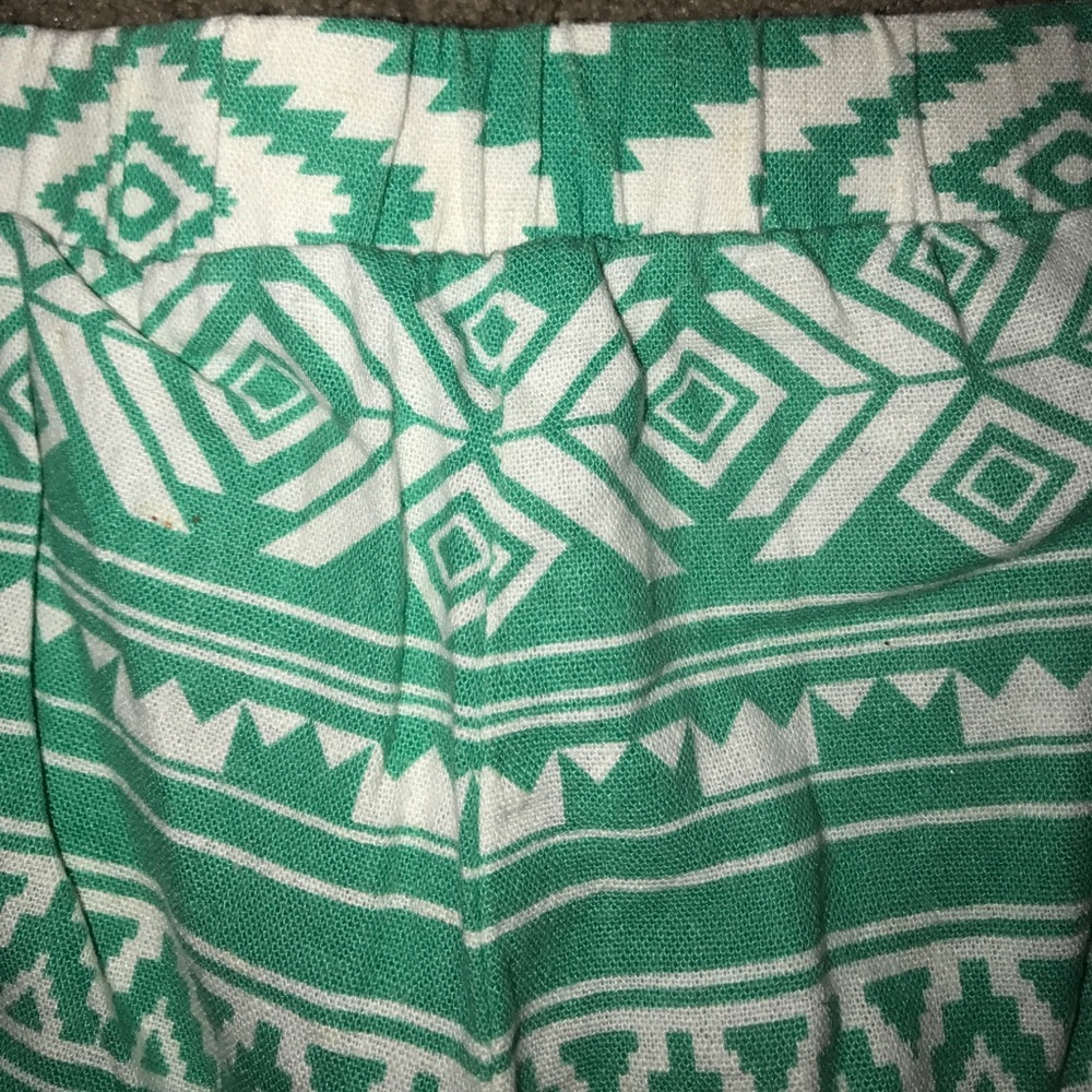 Aztec Patterned Shorts - Picture 3 of 3