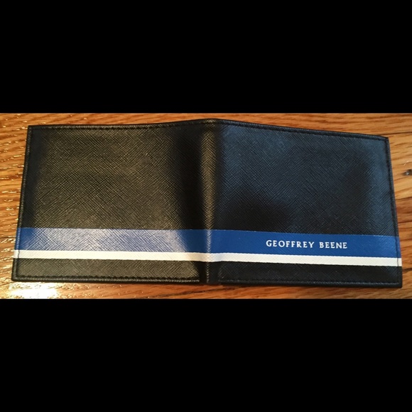 NWOT GEOFFREY BEENE BLK BLUE/WHT SLIM ID BILLFOLD - Picture 2 of 6
