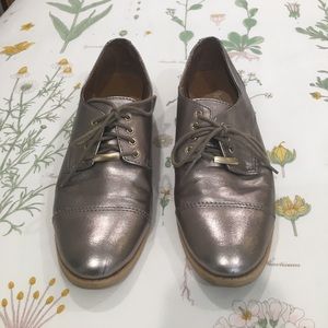 Mossimo Metallic Pewter Oxfords Size 7