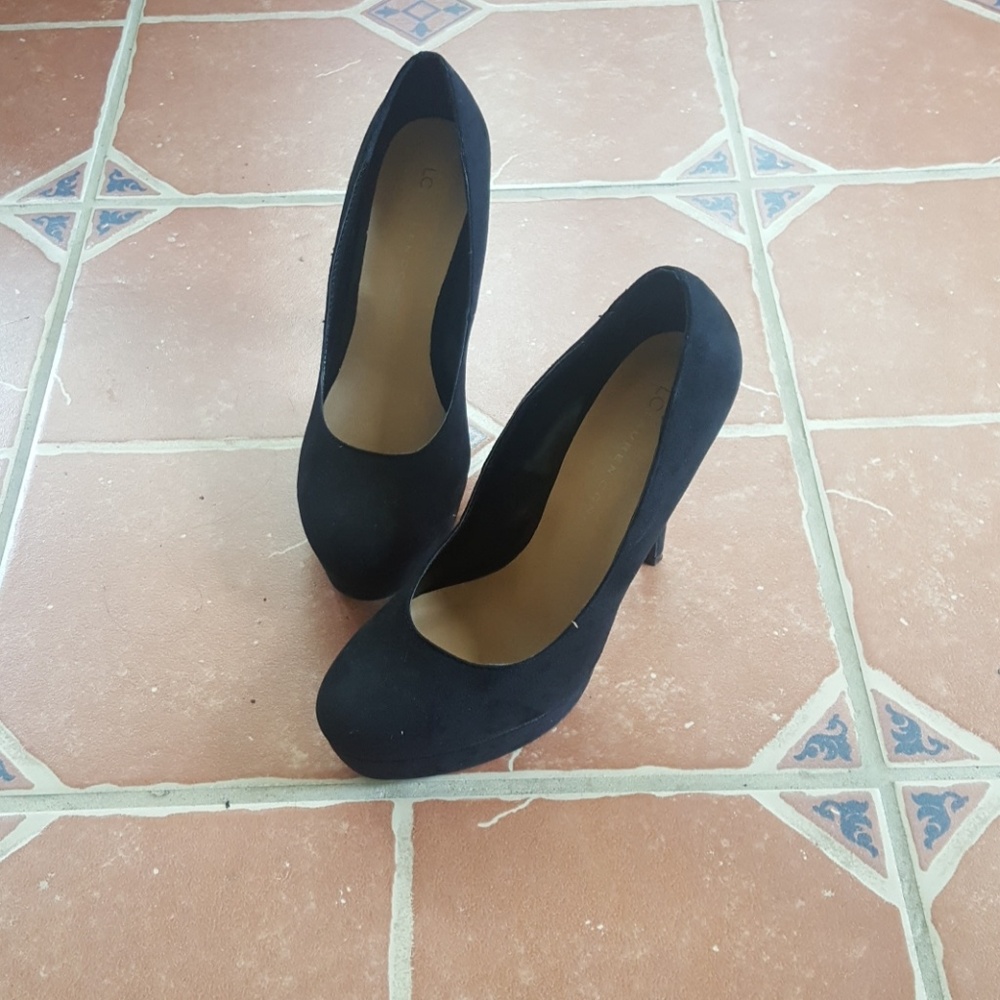 Black velvet high heels