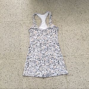 LULULEMON Grey Razor Back Size 4