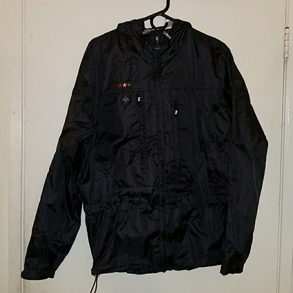 Medium LRG wind breaker