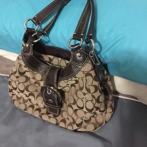 EUC MED  coach pocketbook