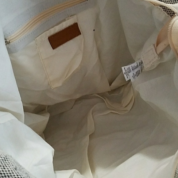 Embellished tote - Picture 3 of 4