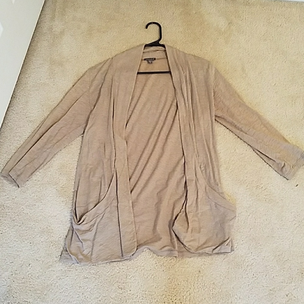 Great 3/4 Length Top From Boutique In Charleston