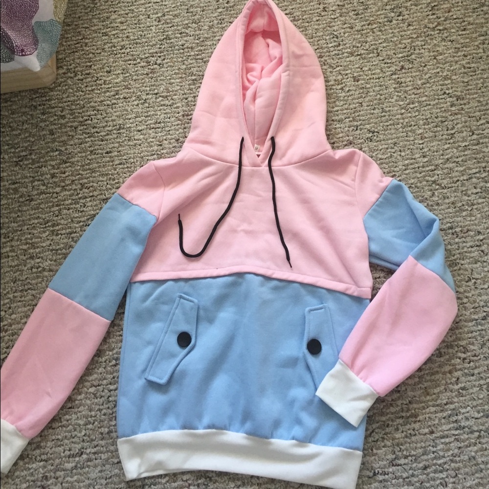 Two Tone Pullover