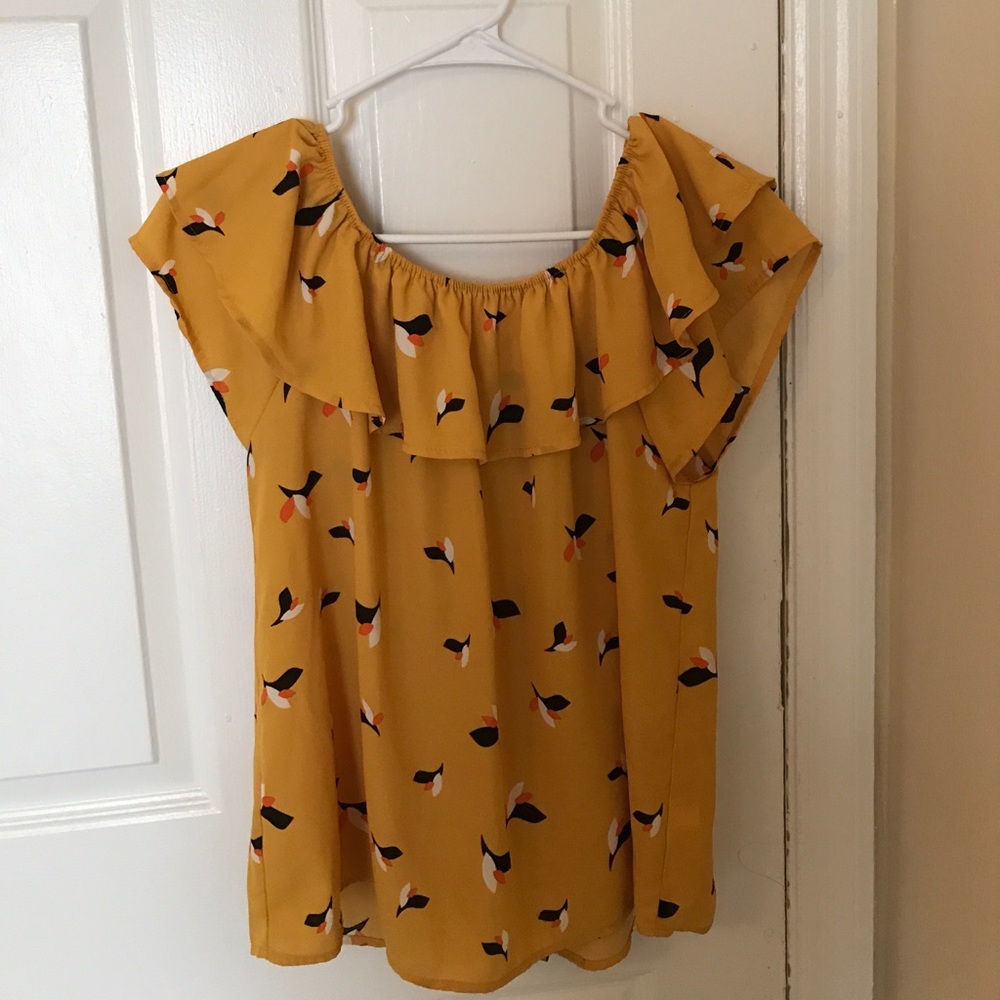 Yellow ruffle top