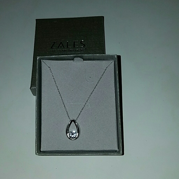 78 off Zales Jewelry SALE TODAY ONLY Zales zirconia pendant from