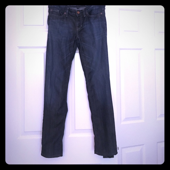 Jeans - Picture 1 of 2