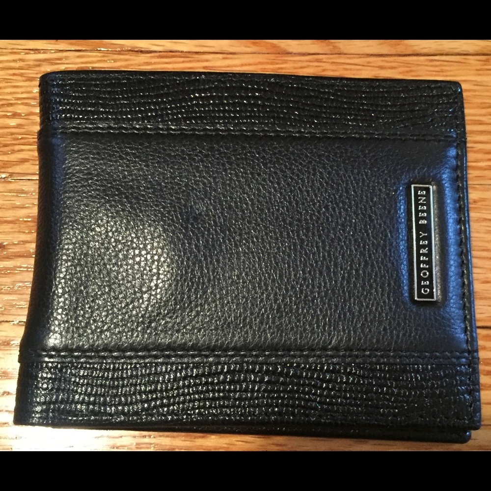 NWOT GEOFFREY BEENE BLACK DOUBLE BILLFOLD