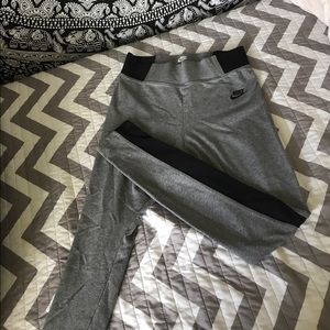 Nike leggings