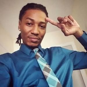 Meet your Posher, Devin