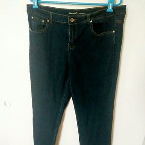 (SOLD)PLUS SIZE TOUCH ME DENIM JEAN