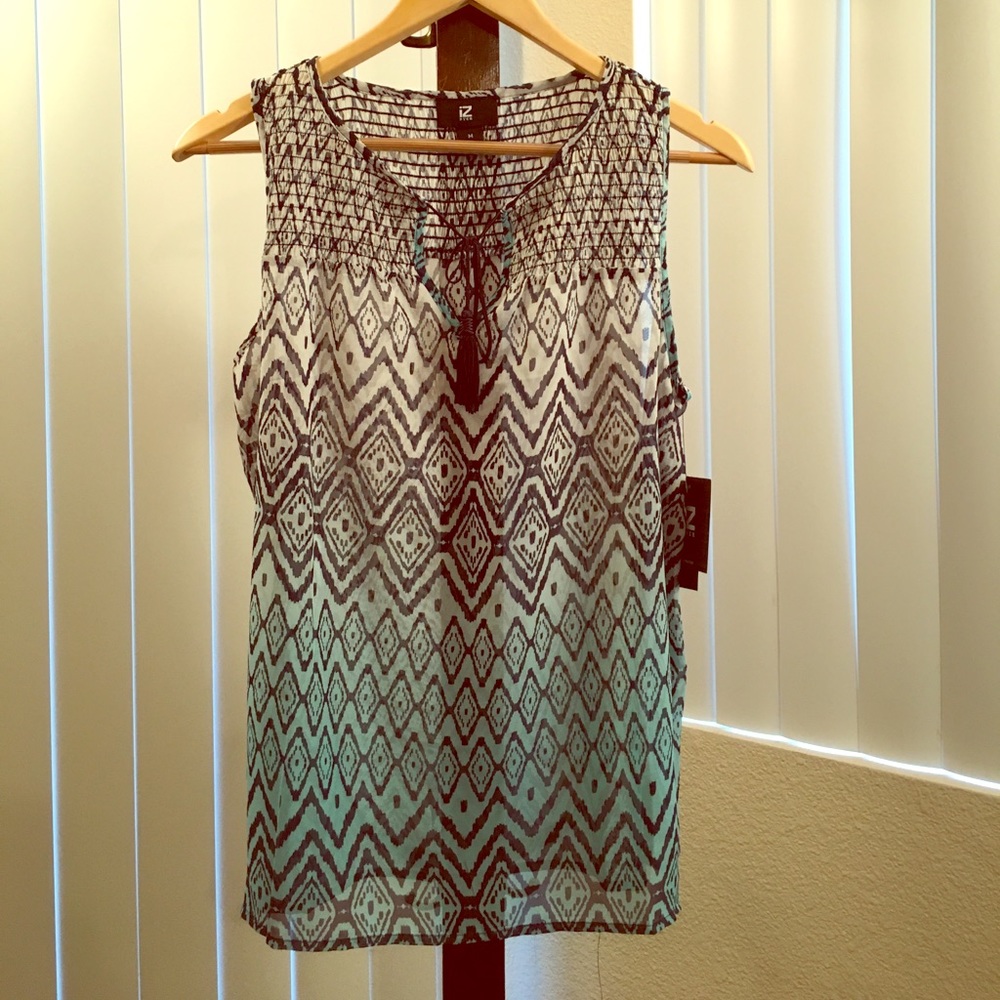 NWT Sheer Crinkle Tank