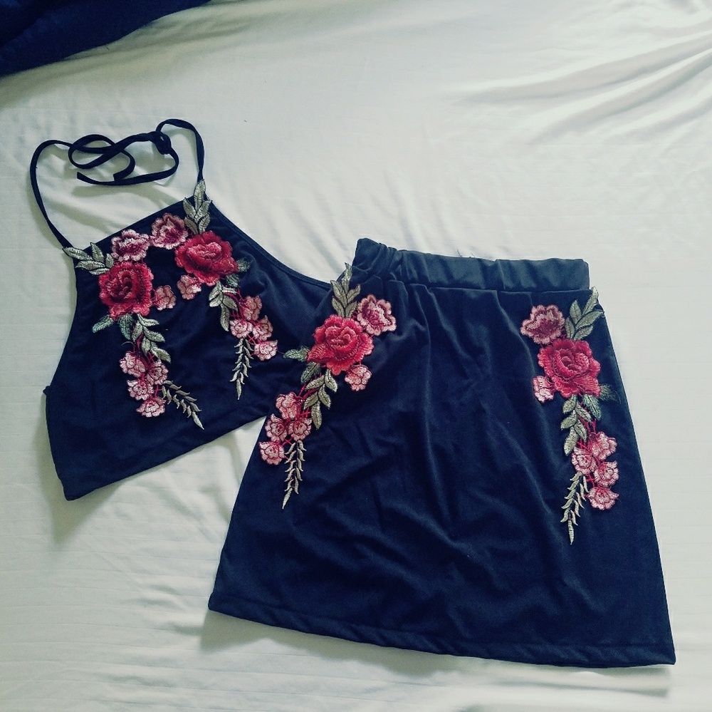 Skirt / Halter top (L) NEW
