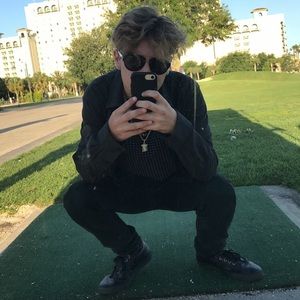 Meet your Posher, Harry