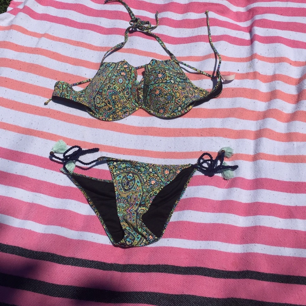 Victoria's Secret bikini