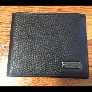 NWOT RYAN SEACREST NAVY DOUBLE BILLFOLD WALLET