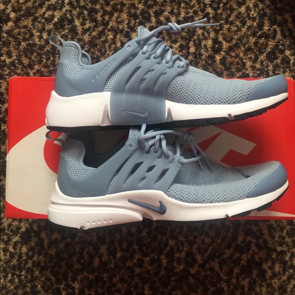 *sold* Nike Blue Grey Air Prestos - Picture 1 of 4