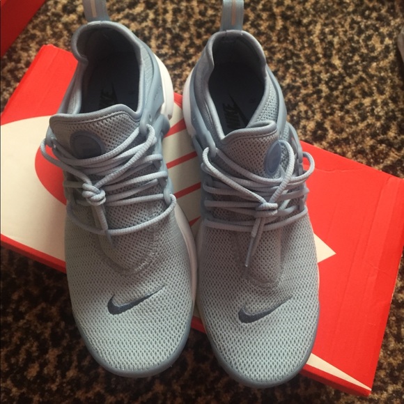 *sold* Nike Blue Grey Air Prestos - Picture 2 of 4
