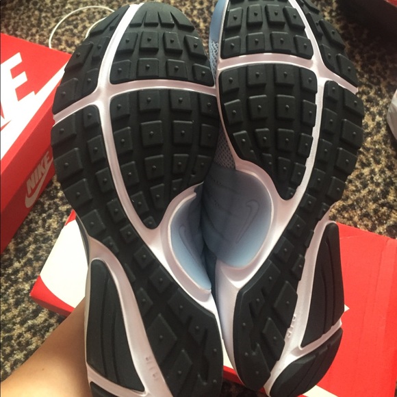 *sold* Nike Blue Grey Air Prestos - Picture 3 of 4