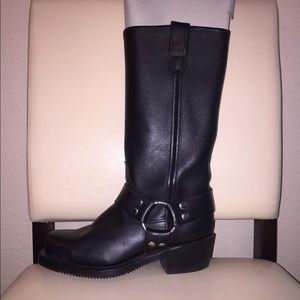 Black leather Riding boots