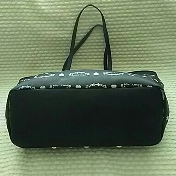 Betsey Johnson Tote Black Bag - Picture 4 of 6