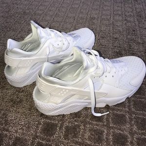 MEN'S NIKE AIR HUARACHE