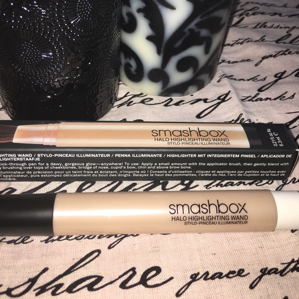 SMASHBOX Halo Highlighting wand pearl in color new