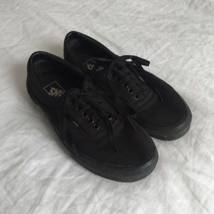 Black Vans Originals size 8 Women's (6 men's)