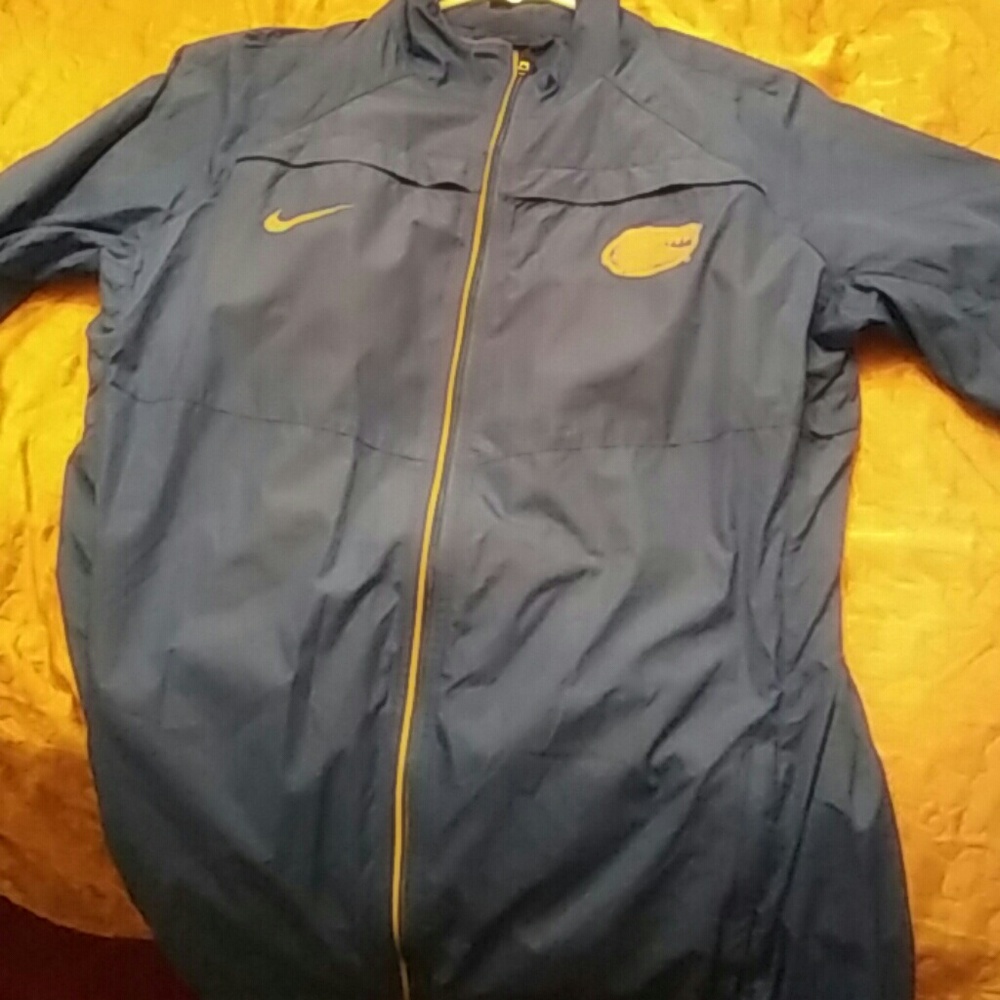Wind breaker