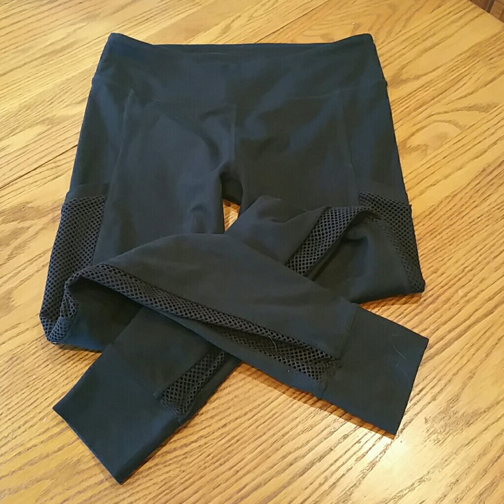 Fabletics mesh leggings with side pockets