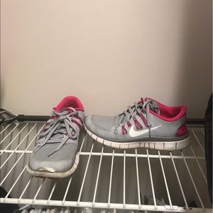 gym shoes