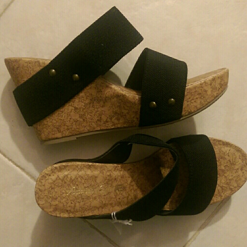 *Never Worn* American Eagle Cork Wedge Sandals