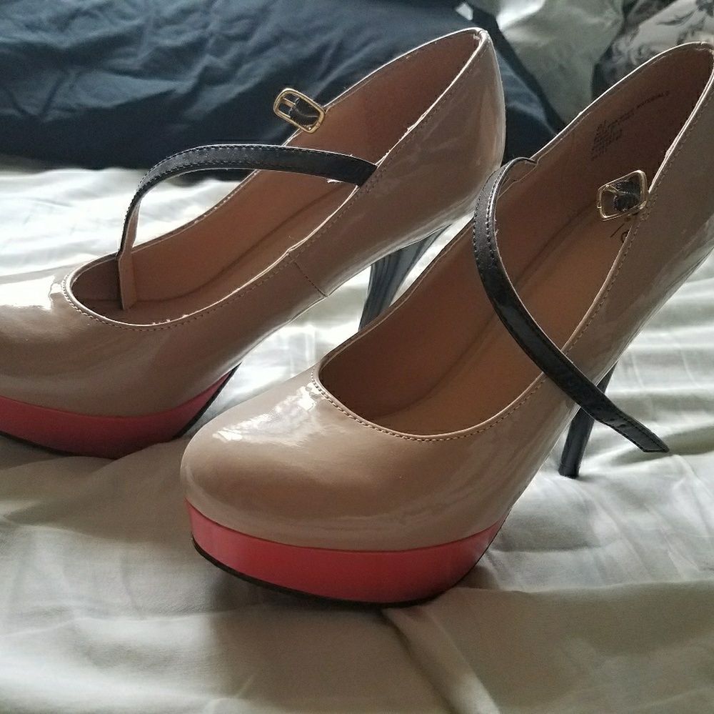 Mossimo platform heels