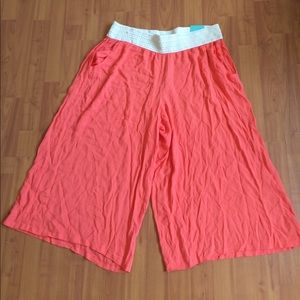 NWT MAURICES WIDE LEG LOOSE FIT CROPPED PANTS