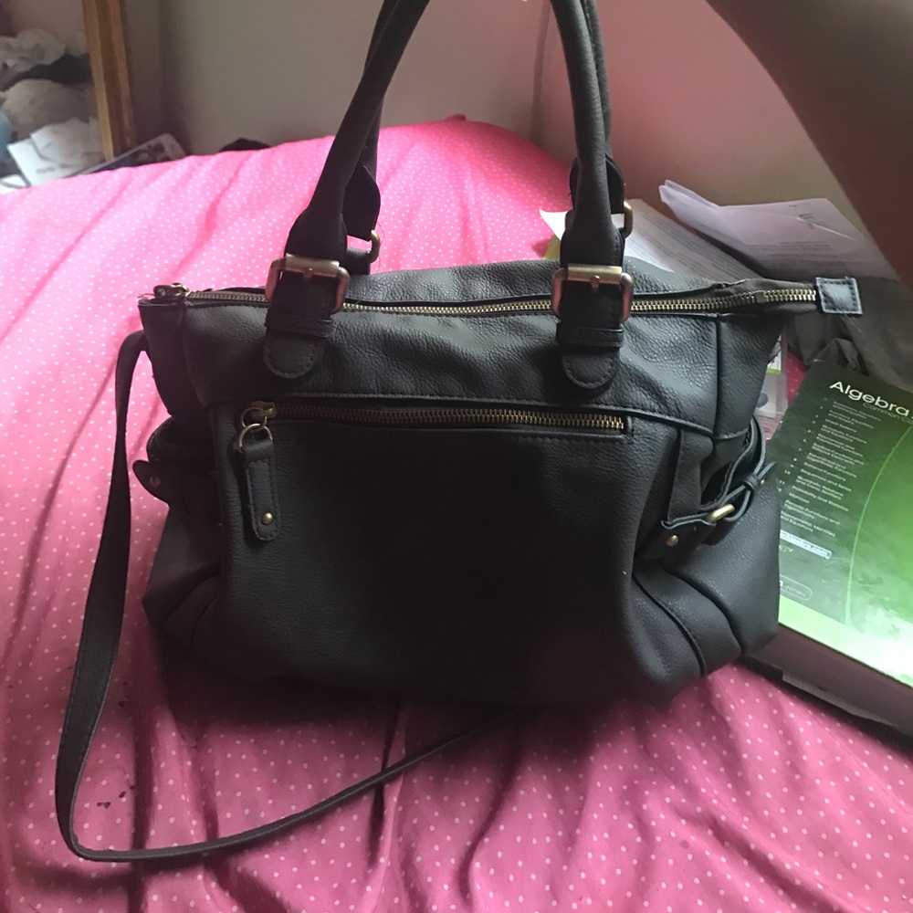 MOSSIMO COLLECTION GREY PURSE