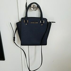 Michael Kors -- Selma Bag